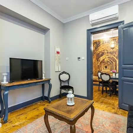 Ganbaru Tours - Flats In Galata
