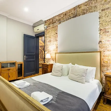 Ganbaru Tours - Flats In Galata