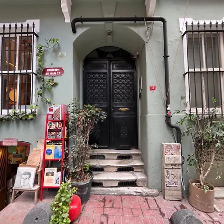 Ganbaru Tours - Flats In Galata Κωνσταντινούπολη