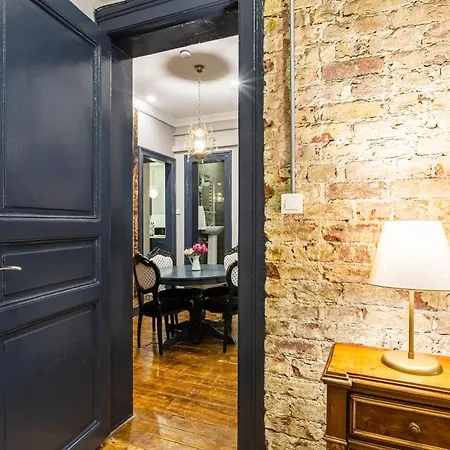 Ganbaru Tours - Flats In Galata Κωνσταντινούπολη